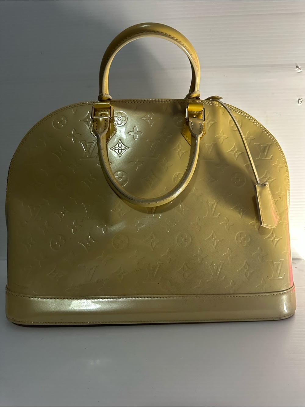 Louis Vuitton Large Soft Yellow Patent Vernis Alma Satchel